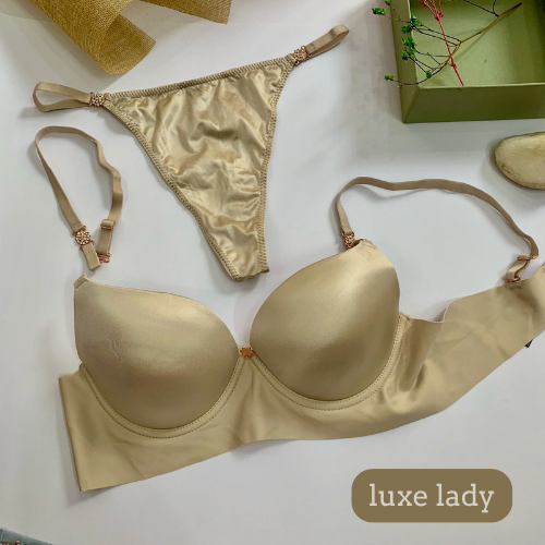 SILK LIGHT PUSH UP BRA SET - My Store