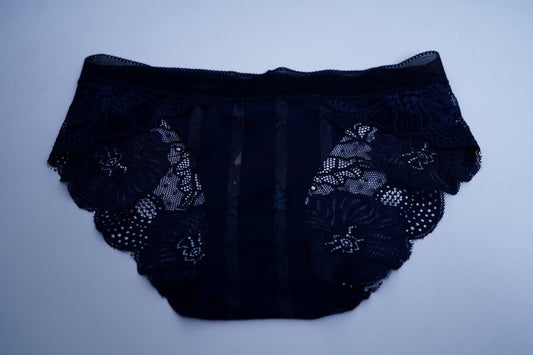 STYLISH SOFT  BLOMMING NET PANTY - My Store