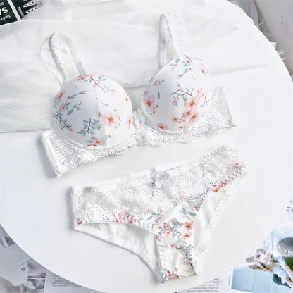 Floral Lace Bra & Panty Set – Padded Push-Up Design with Elegant Embroidery