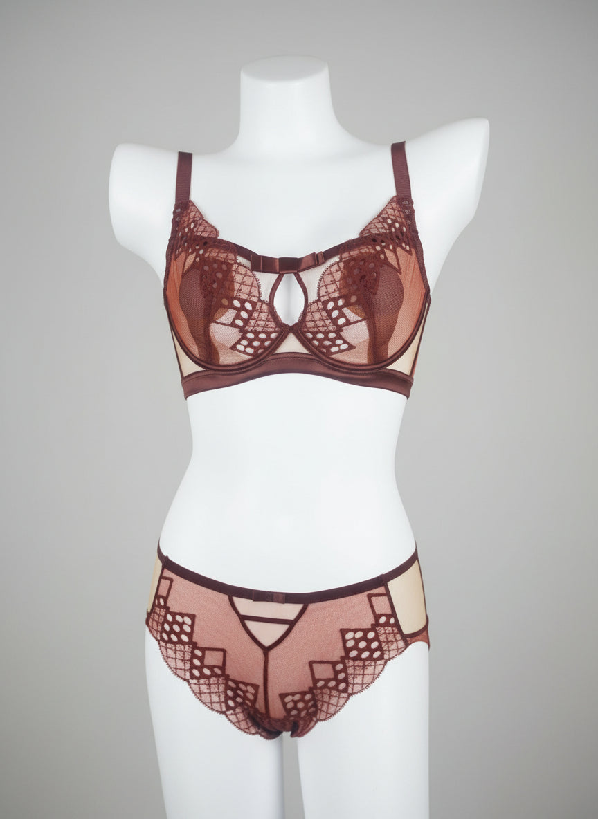 Light Pad Lace Bra & Panty Set