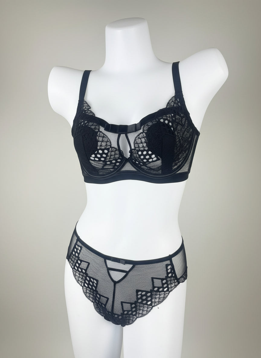 Light Pad Lace Bra & Panty Set