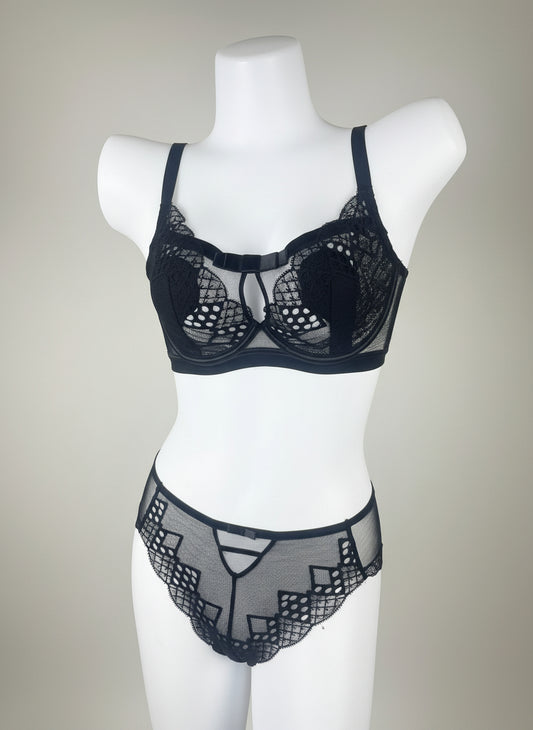 Light Pad Lace Bra & Panty Set
